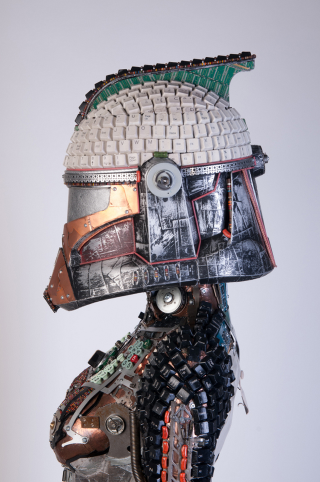 Illustration for article titled Amazing Star Wars Sculptures, Made Out Of Techno-Junk